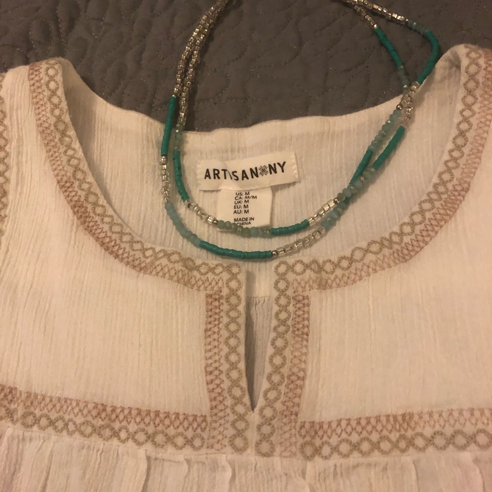 Artisan NY white sleeveless top with cute details - Picture 4 of 5